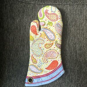 MacKenzie-Childs Carnaby Oven Mitt